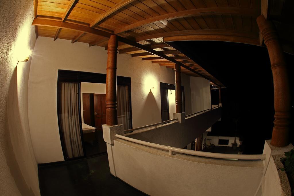 Banda Casa, Канді Екстер'єр фото