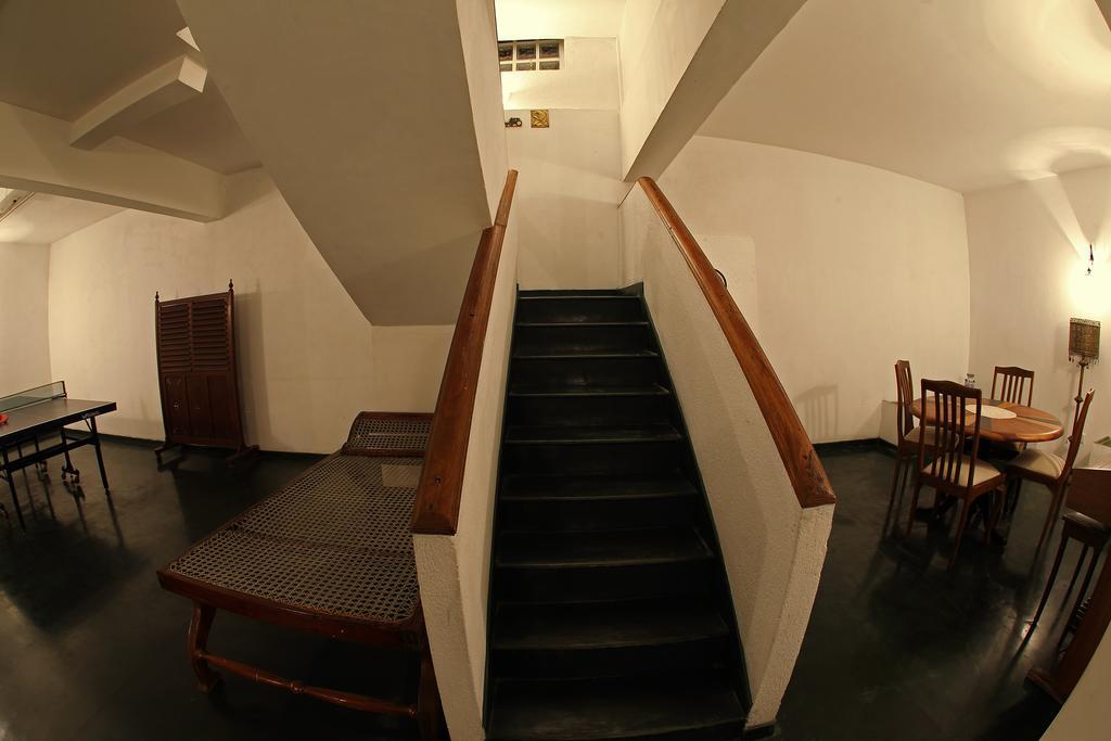 Banda Casa, Канді Екстер'єр фото