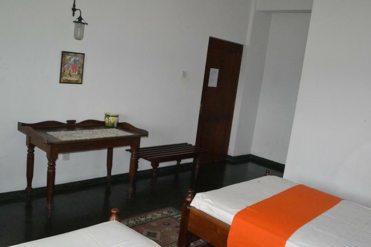 Banda Casa, Канді Екстер'єр фото